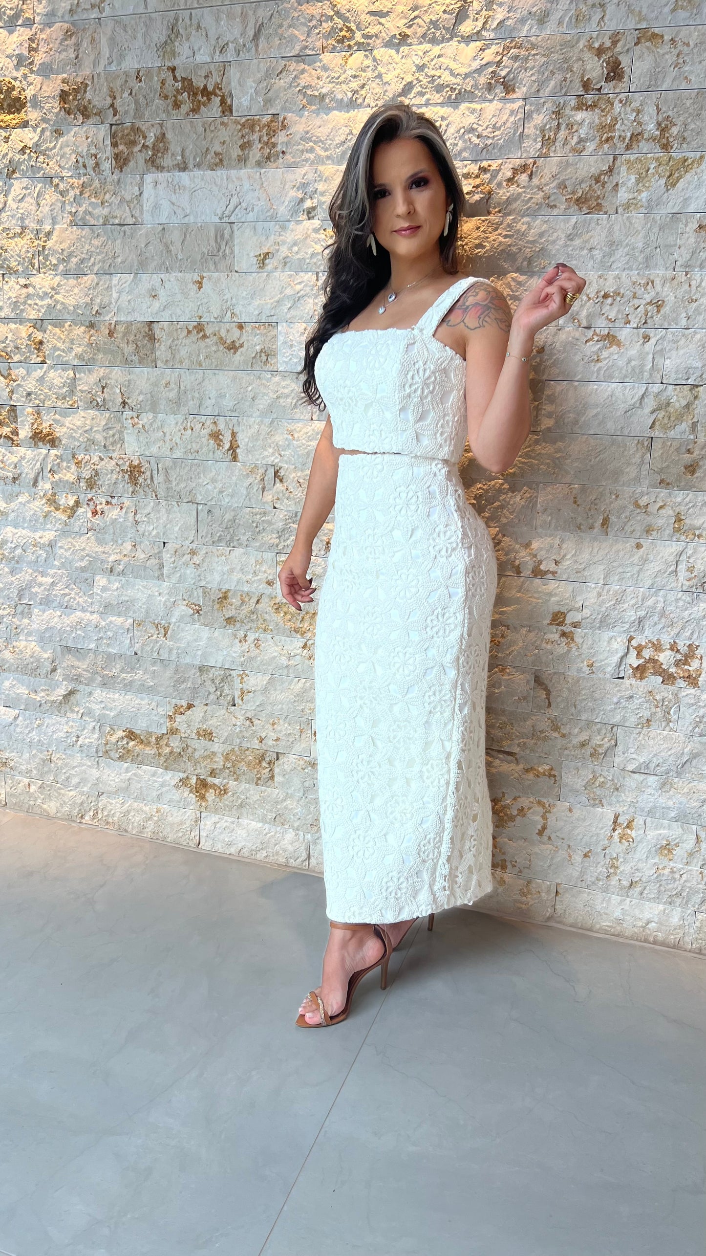 Conjunto Bordado Toper e Saia Midi CLOSE- Branco 5955