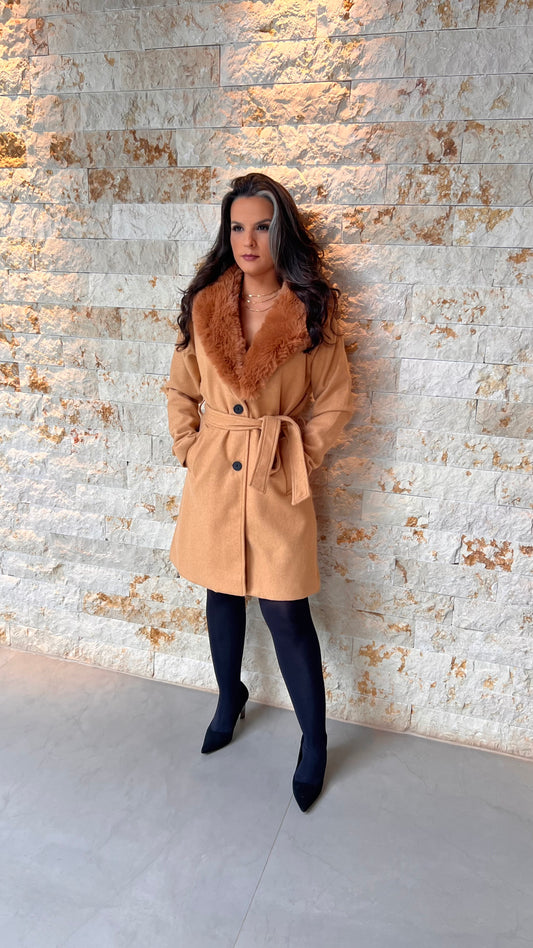 Casaco Sobretudo Gola Pelo Botões SAFIR- Caramelo 5735