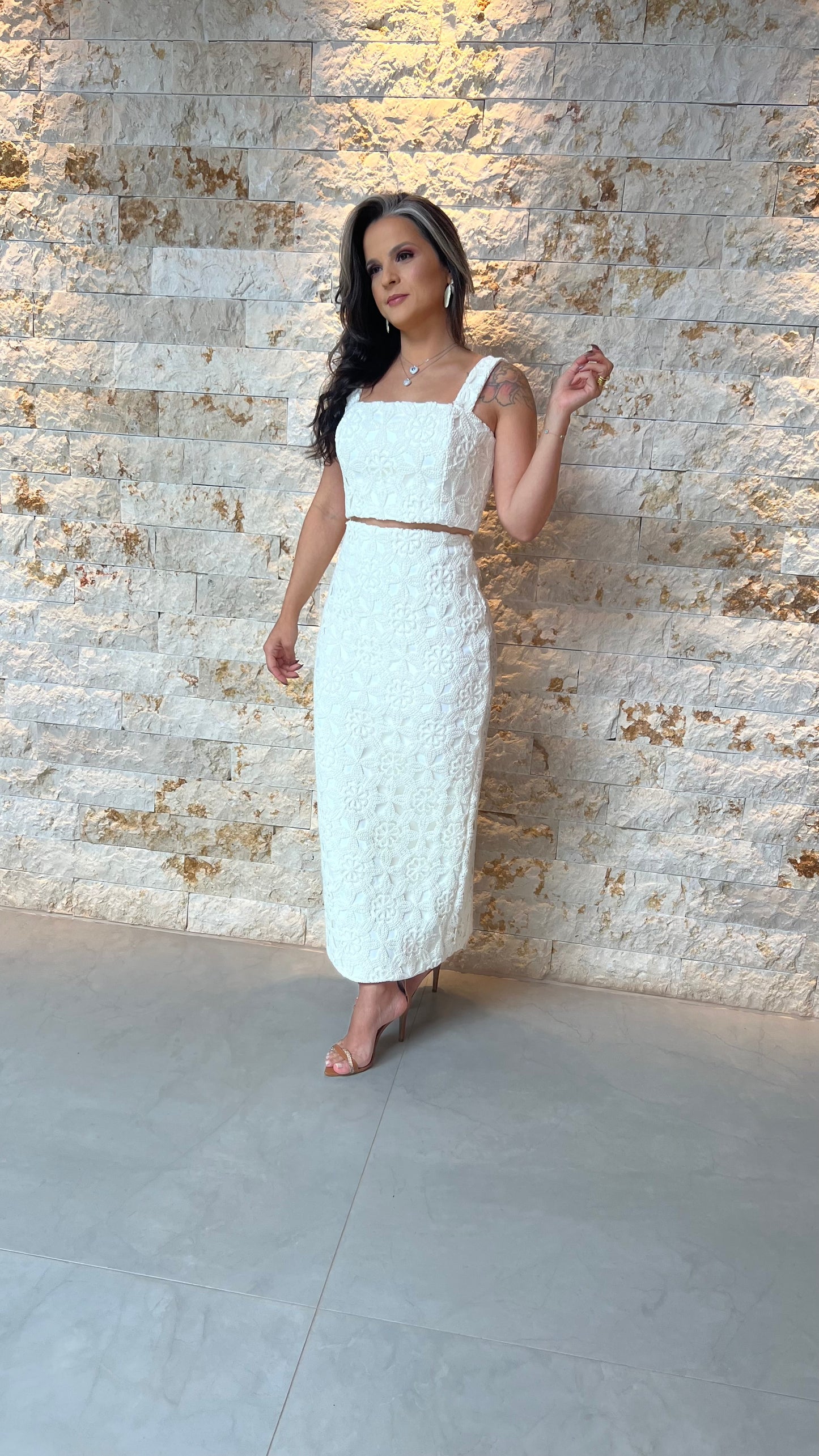 Conjunto Bordado Toper e Saia Midi CLOSE- Branco 5955