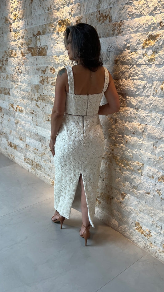 Conjunto Bordado Toper e Saia Midi CLOSE- Branco 5955