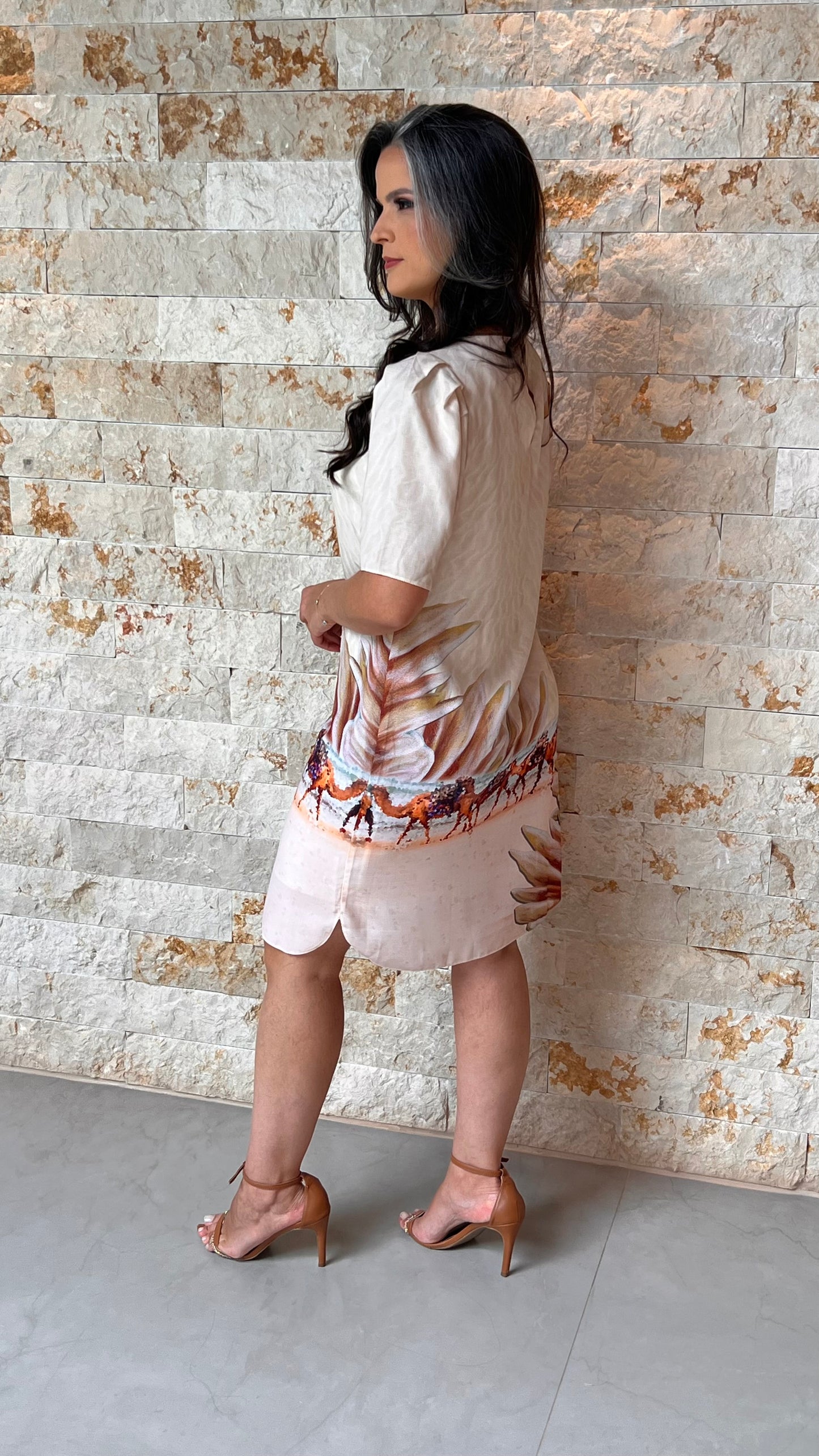Vestido Curto Camelo YU - Estampado 5287