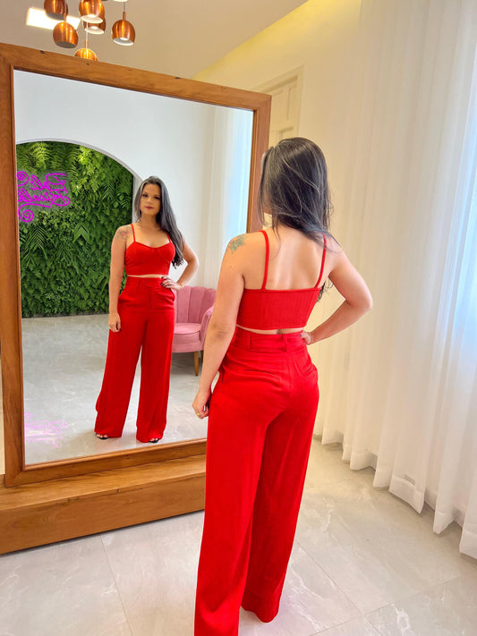 Cropped Cut Bust - Red