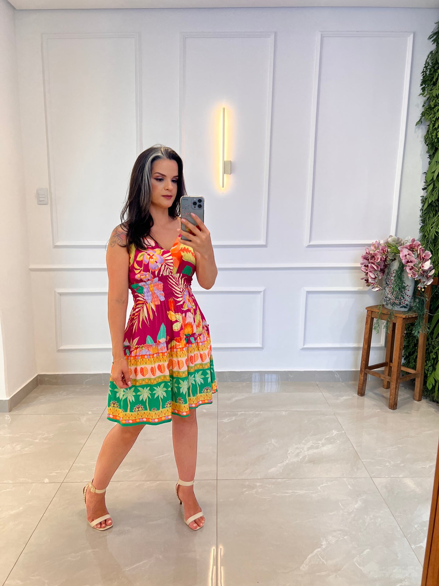 Vestido Curto Lastex Cintura - Estampado