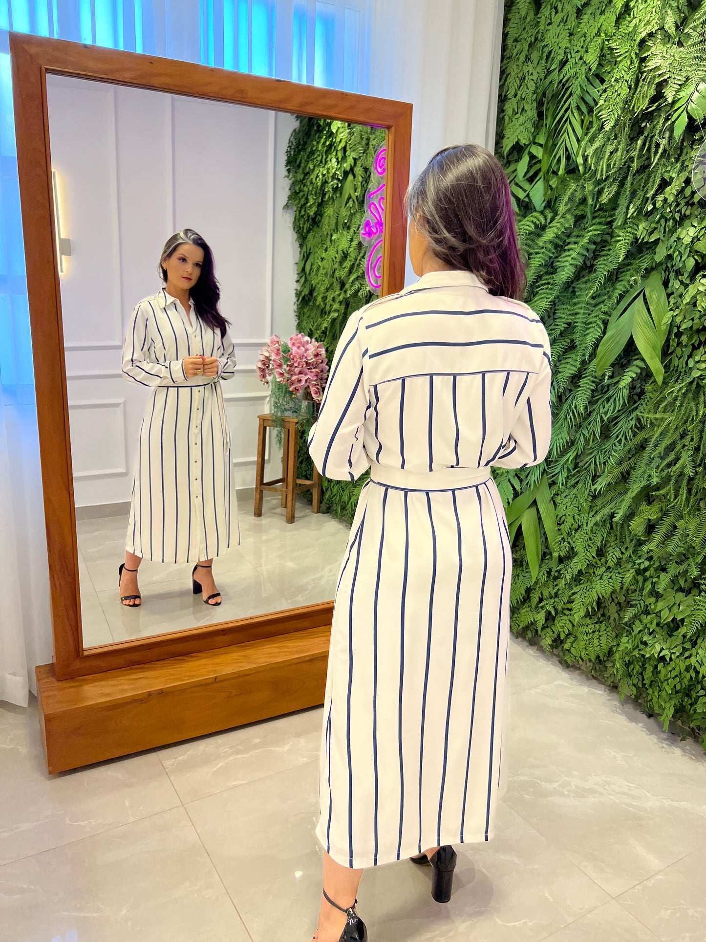 Crepe Longuete Chemisse Dress - Printed Off