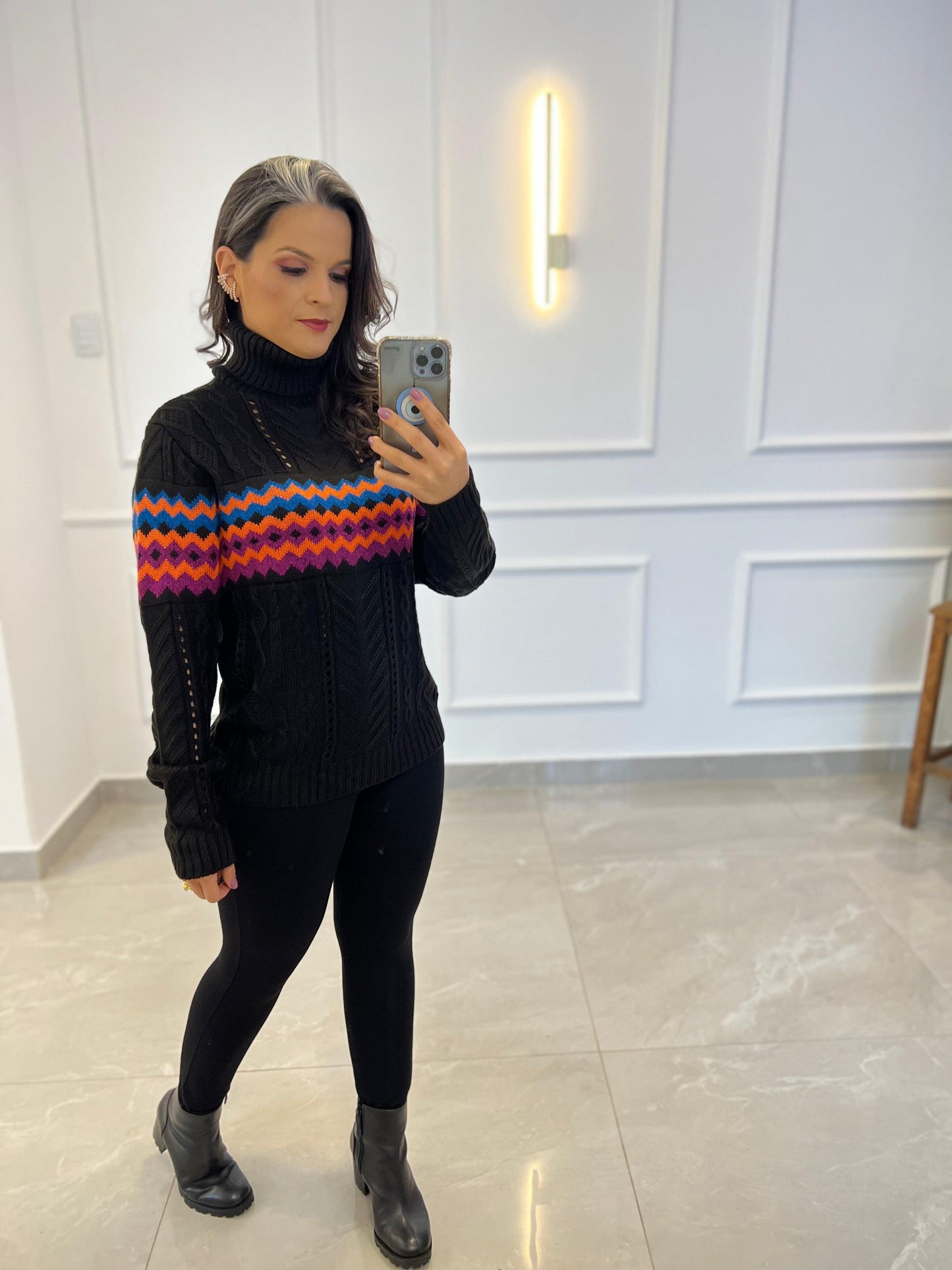 Blusa Tricot Gola Alta Zig Zag - Preto
