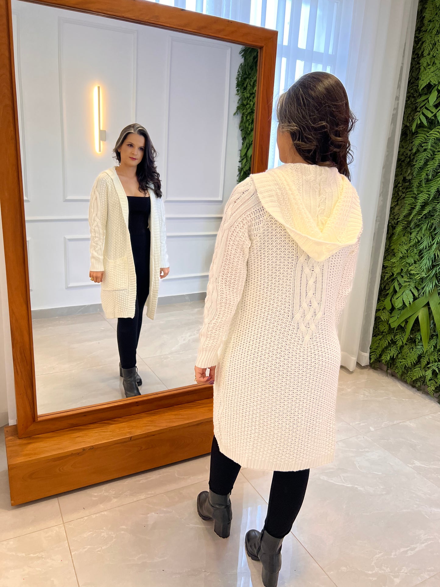 Elongated Cardigan Tricot Hood and Pocket - White