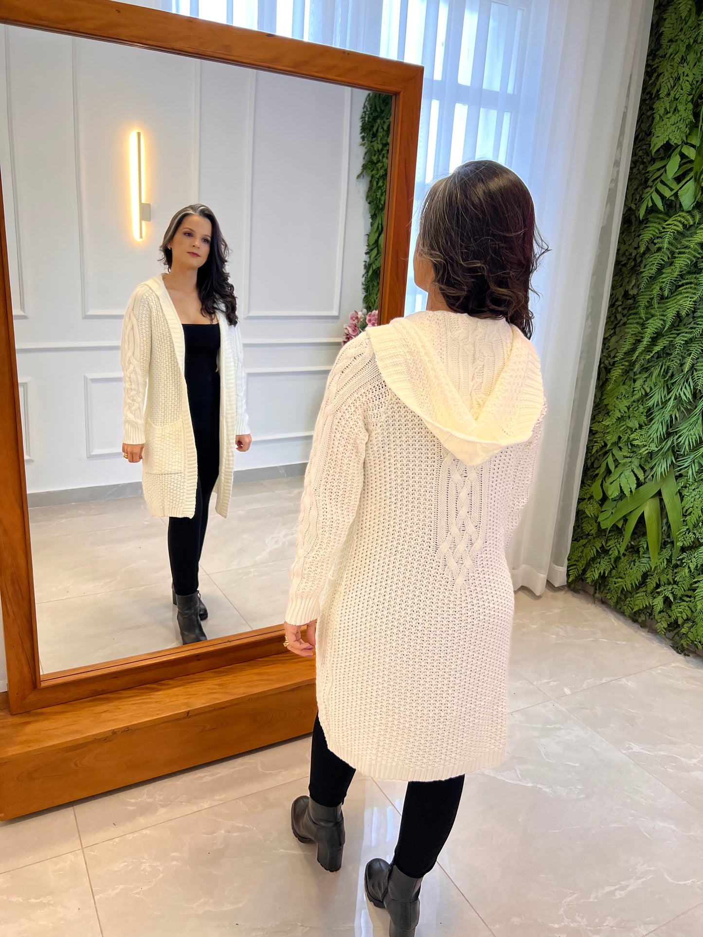 Elongated Cardigan Tricot Hood and Pocket - White