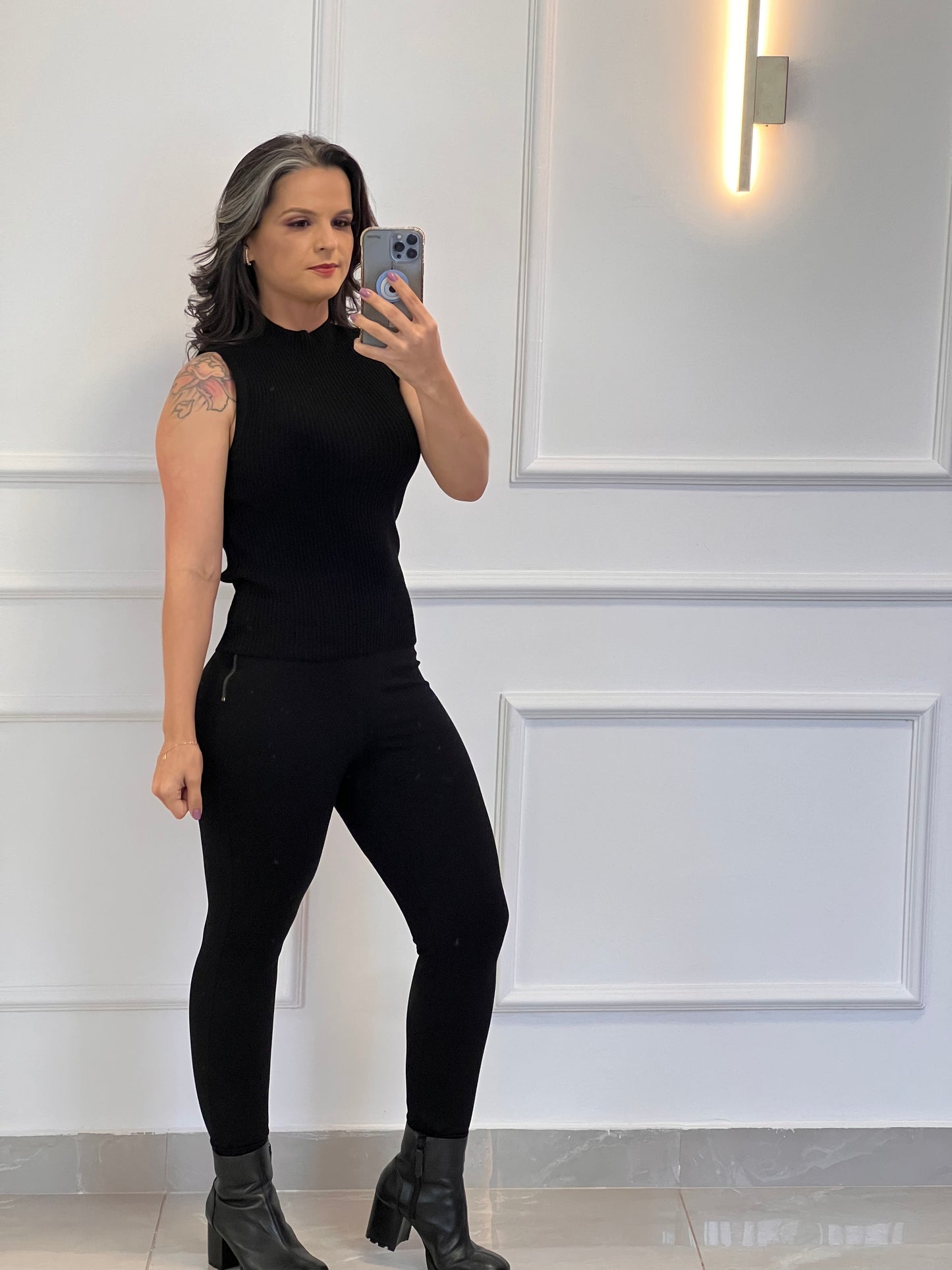 Blusa Básica Tricot - Preto