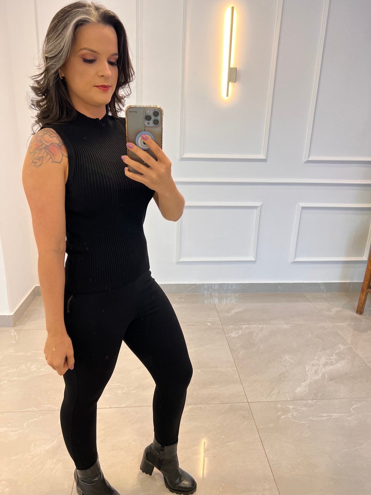 Blusa Básica Tricot - Preto