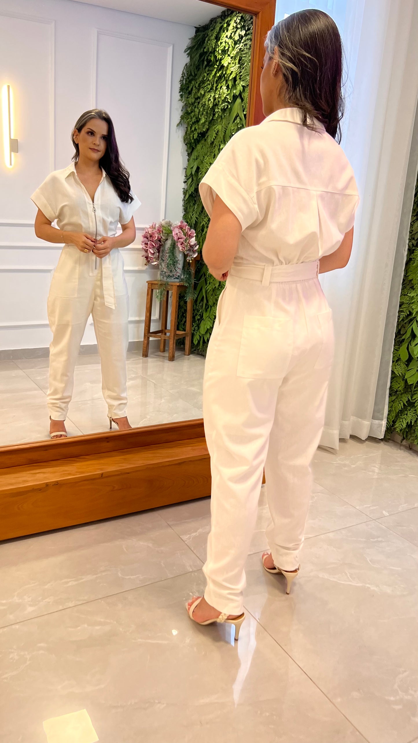 Macacão Liso Zíper Amarração - Branco/ Off White