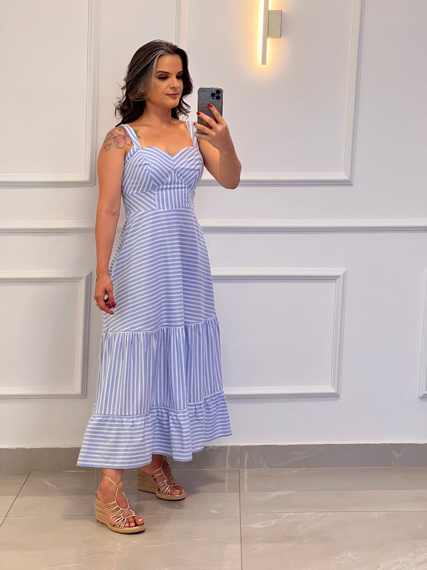 Vestido Midi Listra Bojo Recorte - Estampado