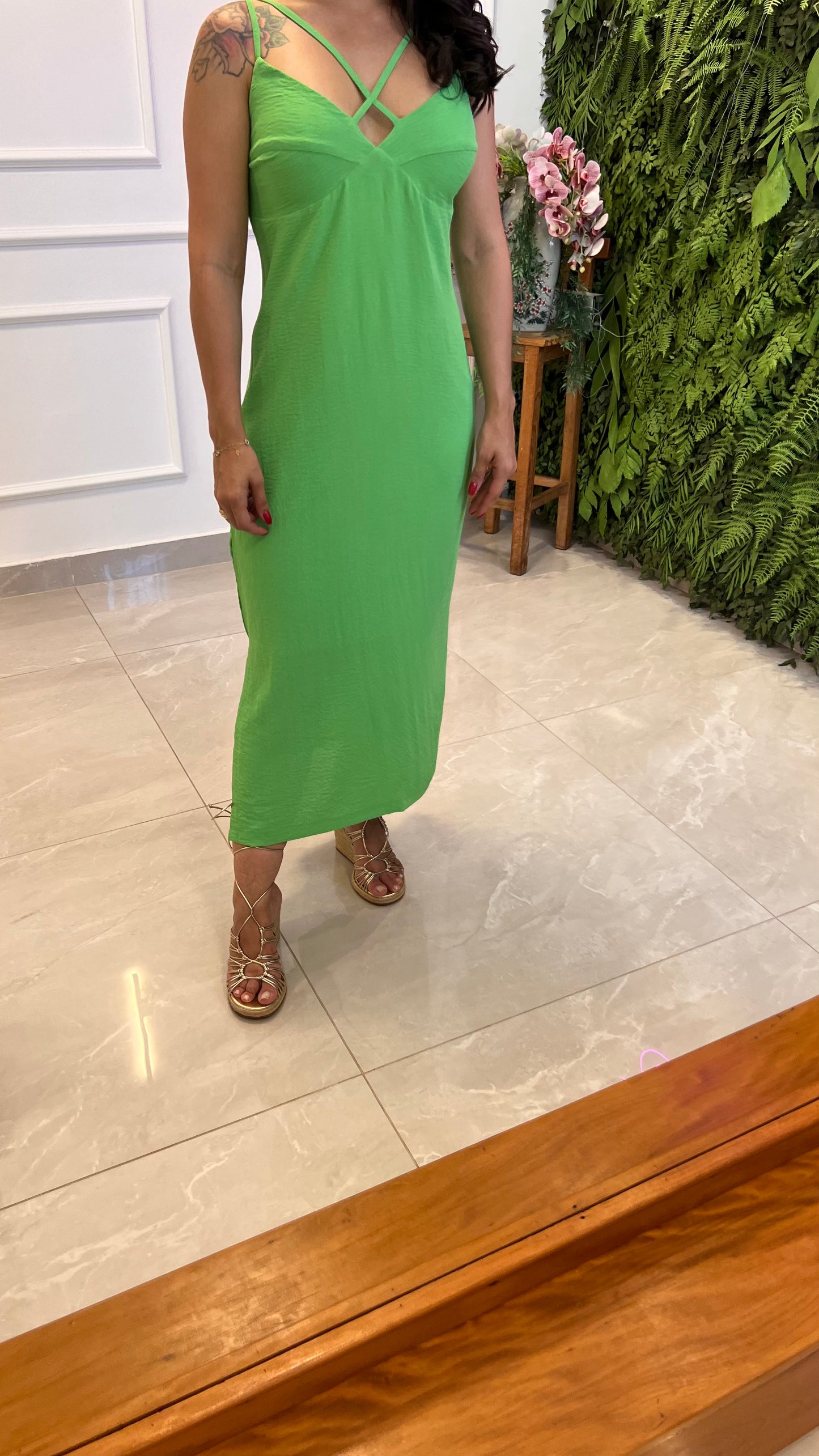 Vestido Midi Alça Crepe - Verde