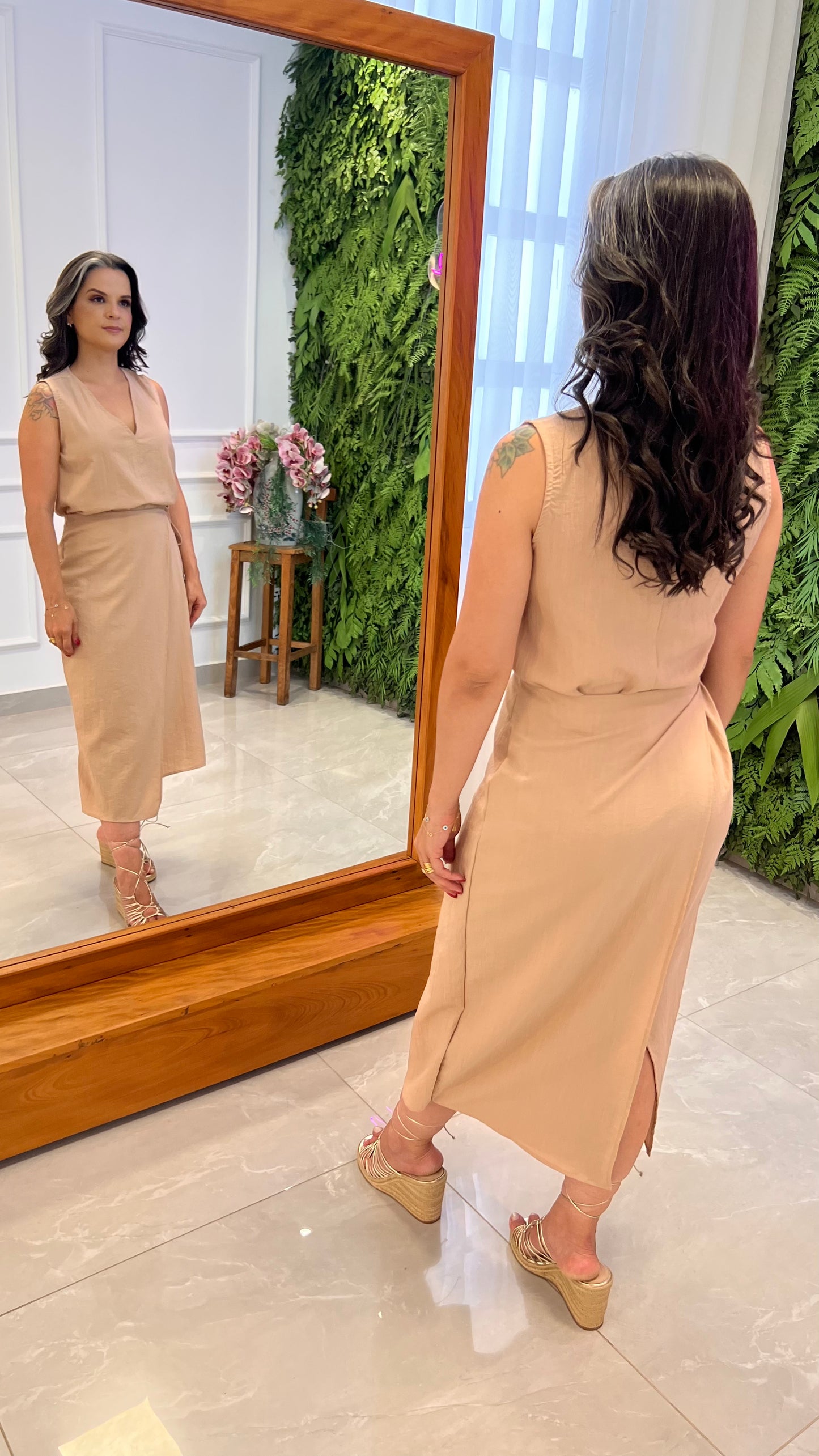 Vestido Midi Transpassado- Nude