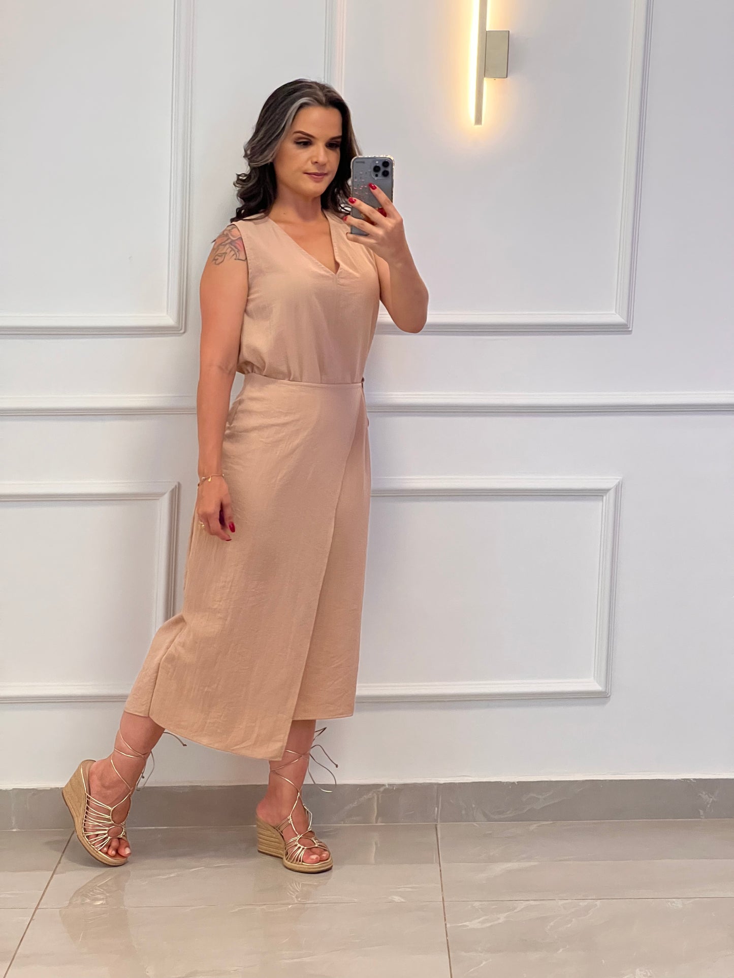 Vestido Midi Transpassado- Nude