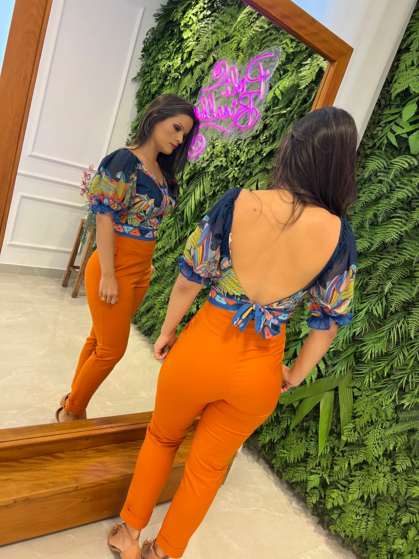 Princess Macaw Cropped Sleeve Blouse - Printed