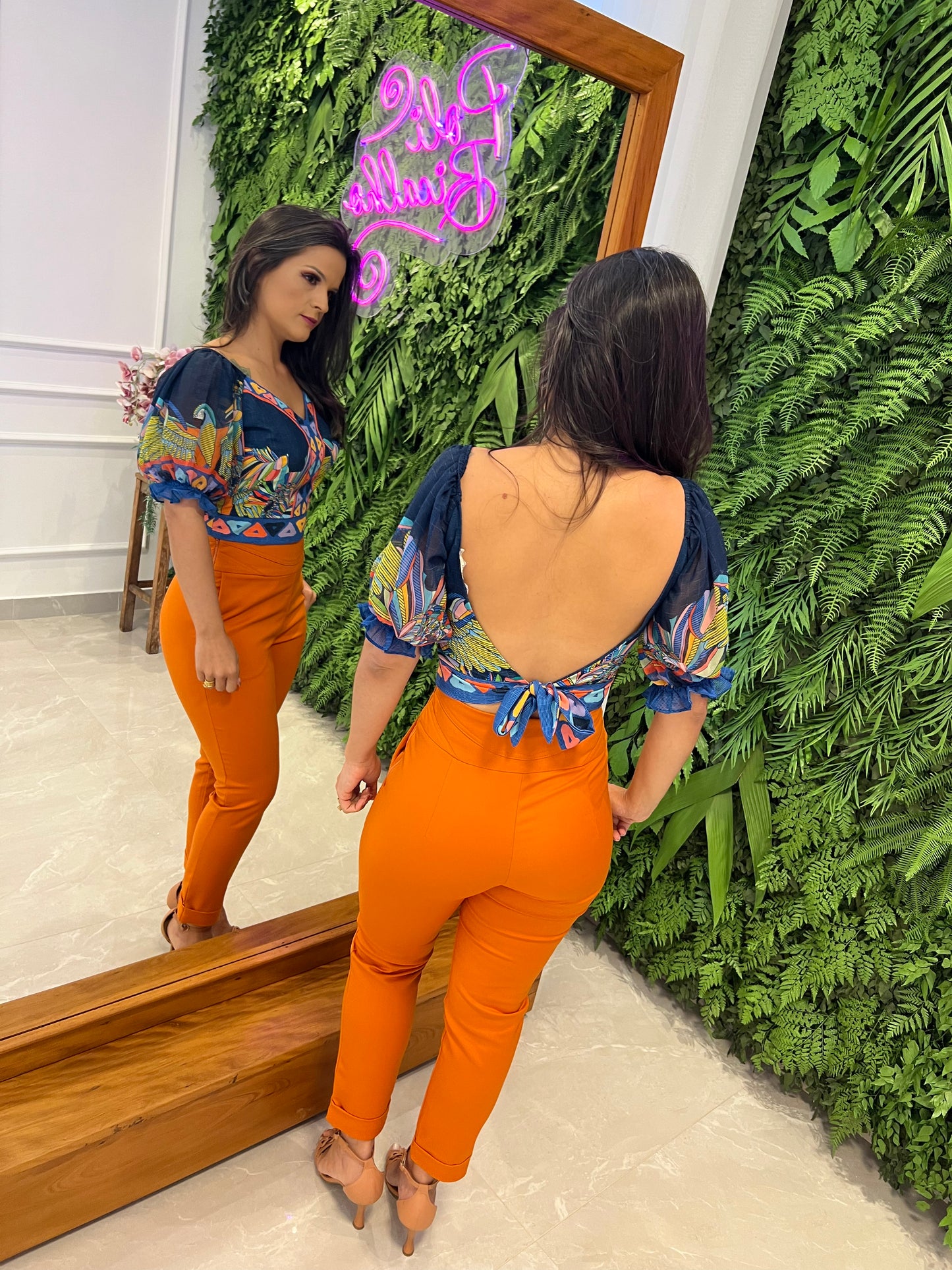 Princess Macaw Cropped Sleeve Blouse - Printed