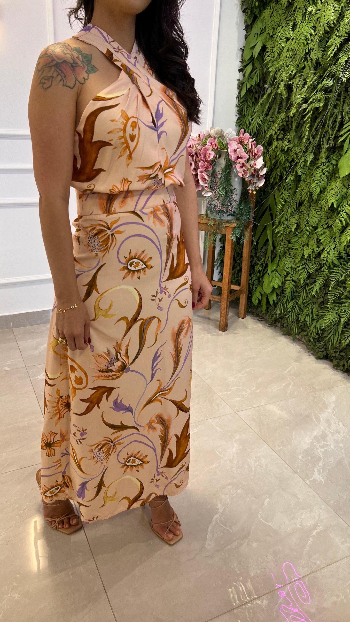 Vestido cruzado Foliage Longuete - Estampado de rosas