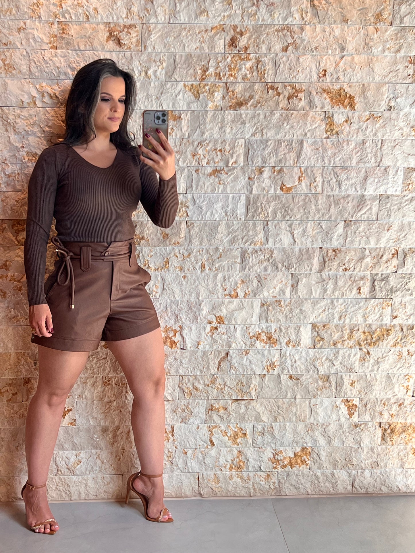 Short Couro Cos Duplo KA- Marrom 5248