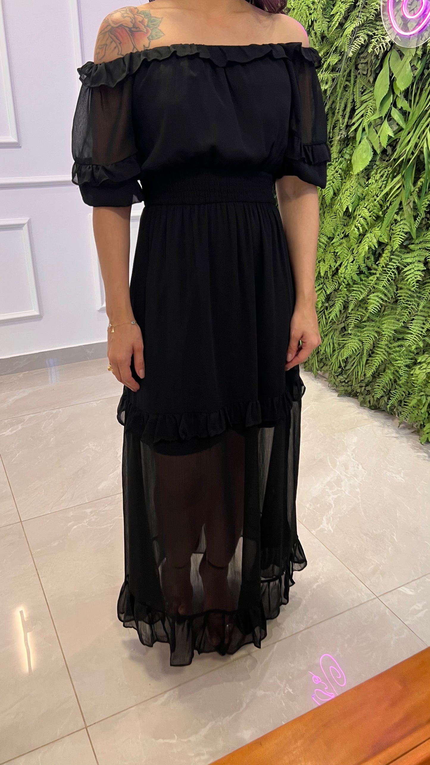 Vestido Longuete Ombro a Ombro Transparência - Preto