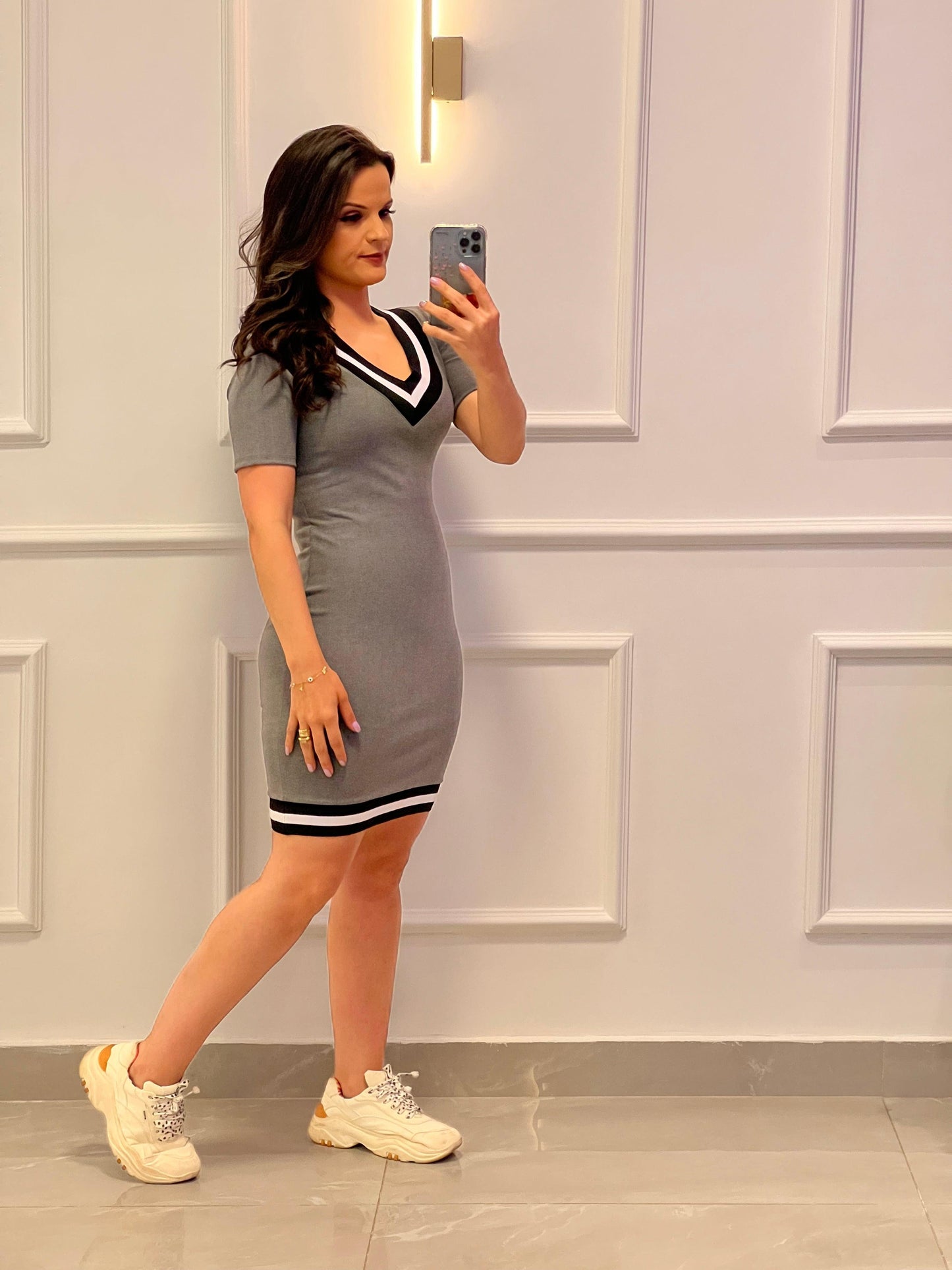 Vestido Curto Decote V Malha- Cinza 4774