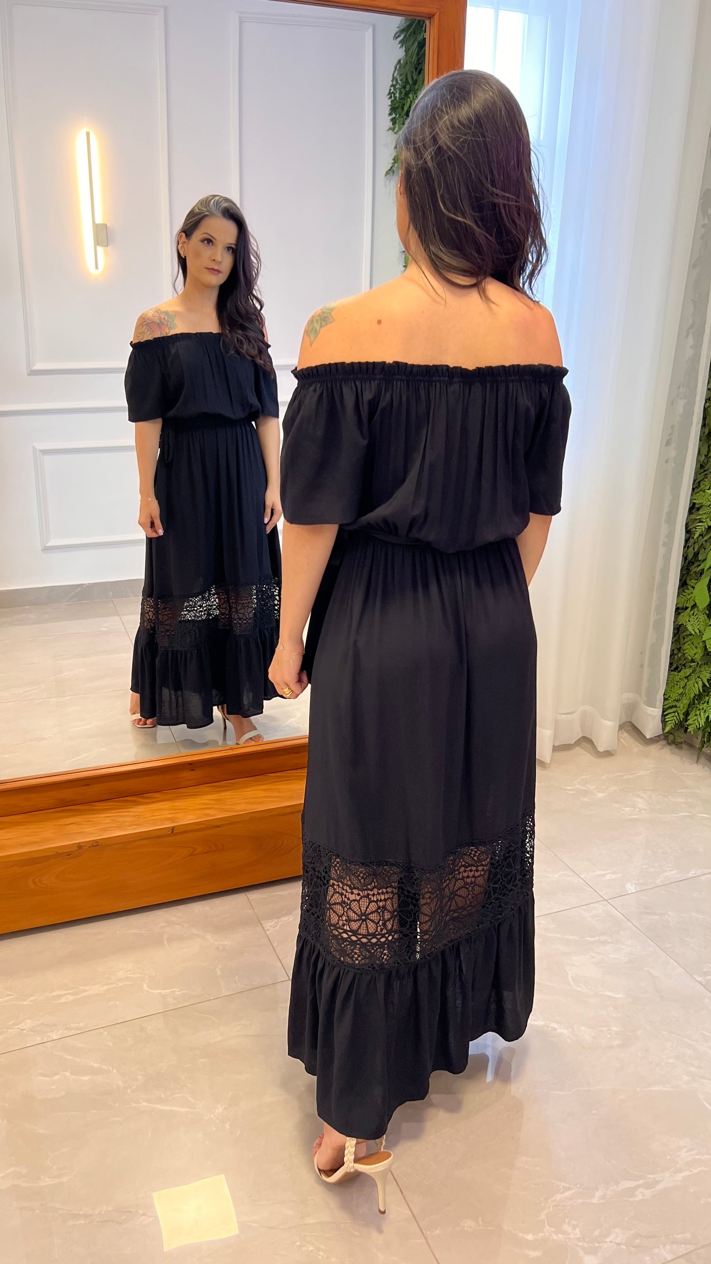 Vestido Longuete Ombro a Ombro Faixa - Preto