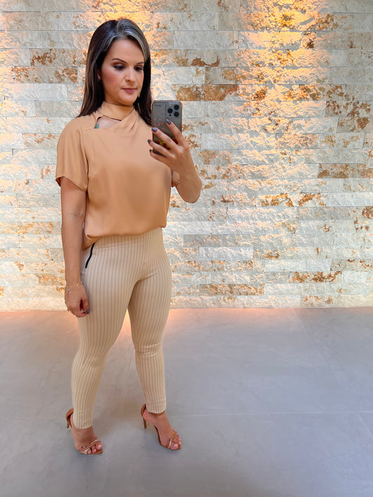 Calça Lipo Risca de Giz- Bege 5039