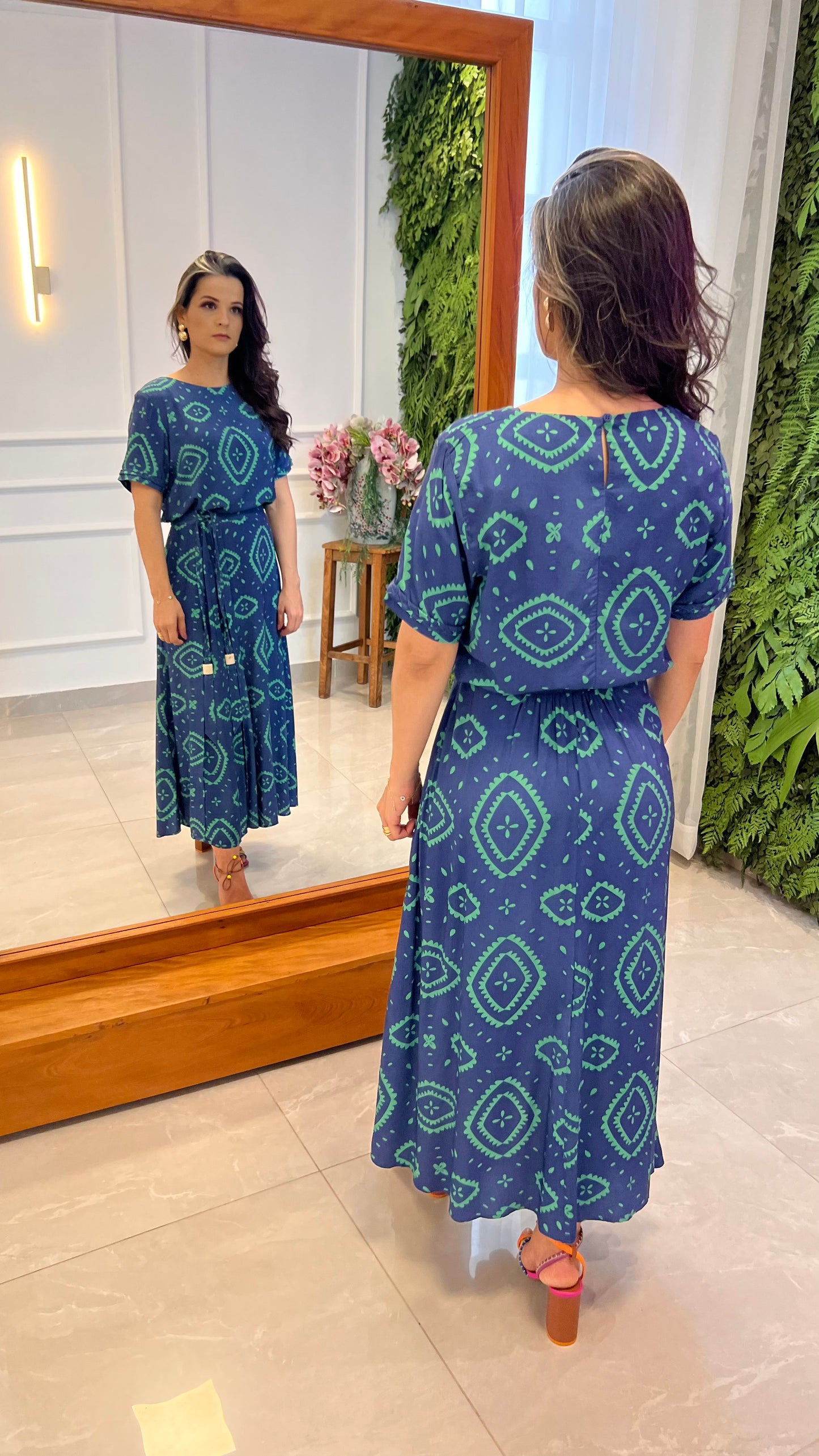 Conjunto Blusa Saia Cinto - Azul