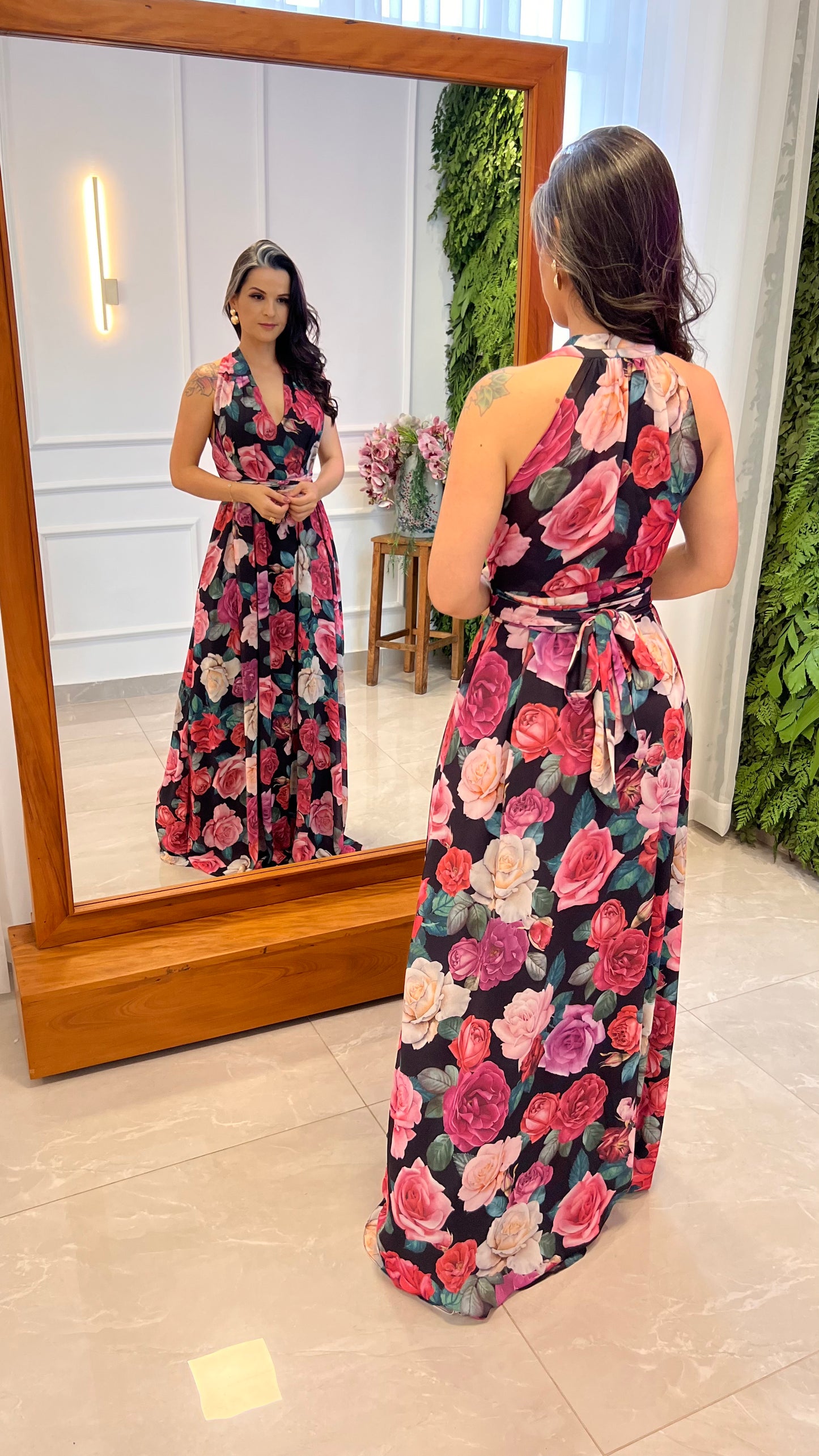Vestido Longo Conf Tamanho Único Sem Manga - Preto Floral