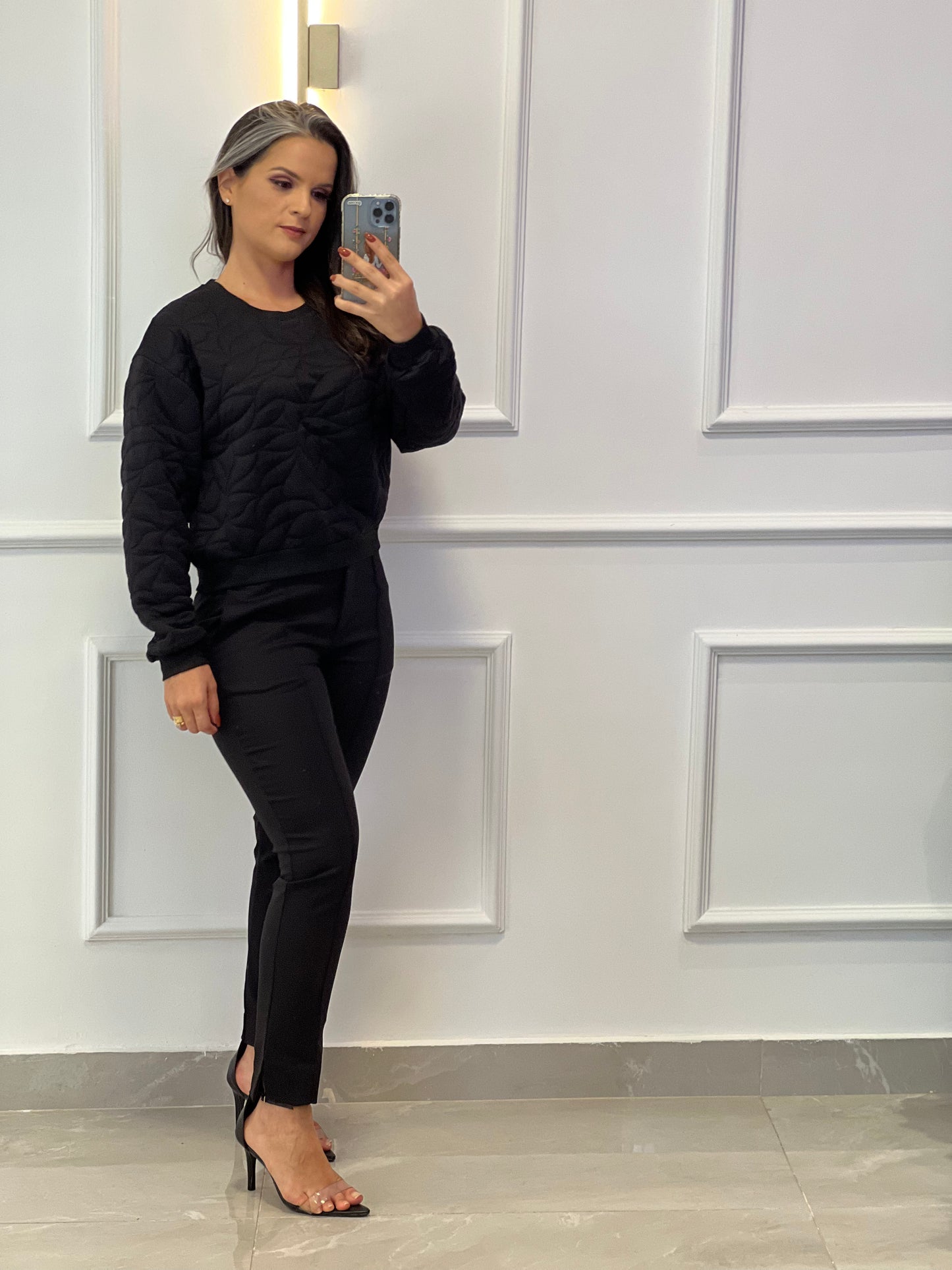 Blusa Moletinho Matelacê - Preto