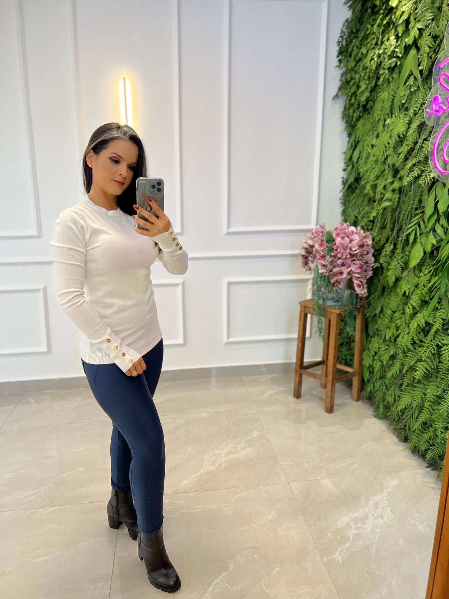 Blusa Canelada manga Longa Botoes Tricot - Branco/ Off