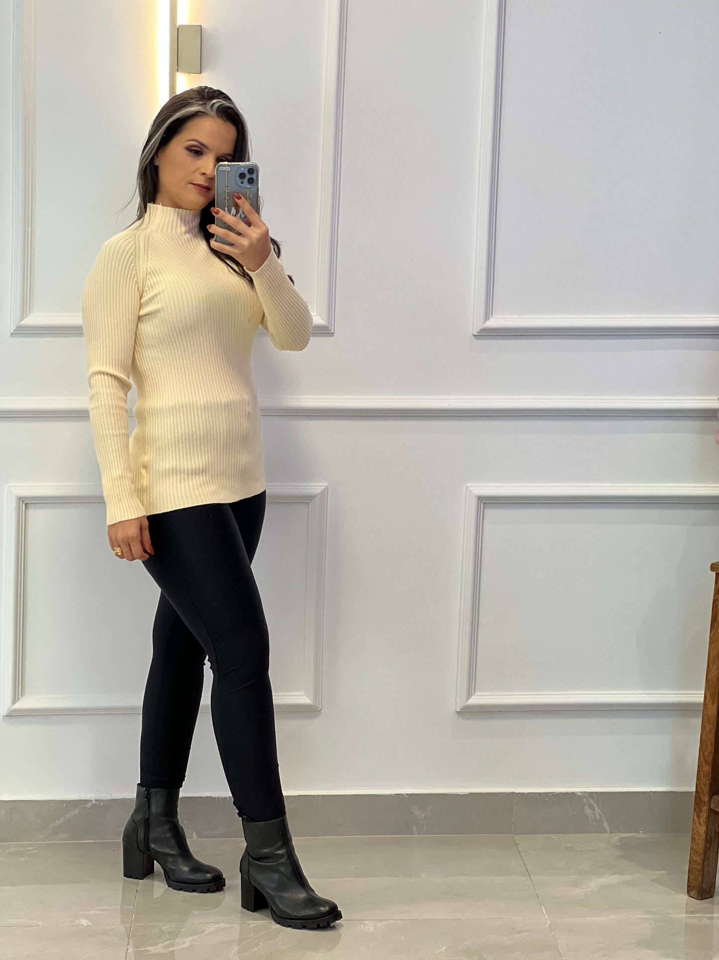 Blusa Cacharrel Tricot - Bege