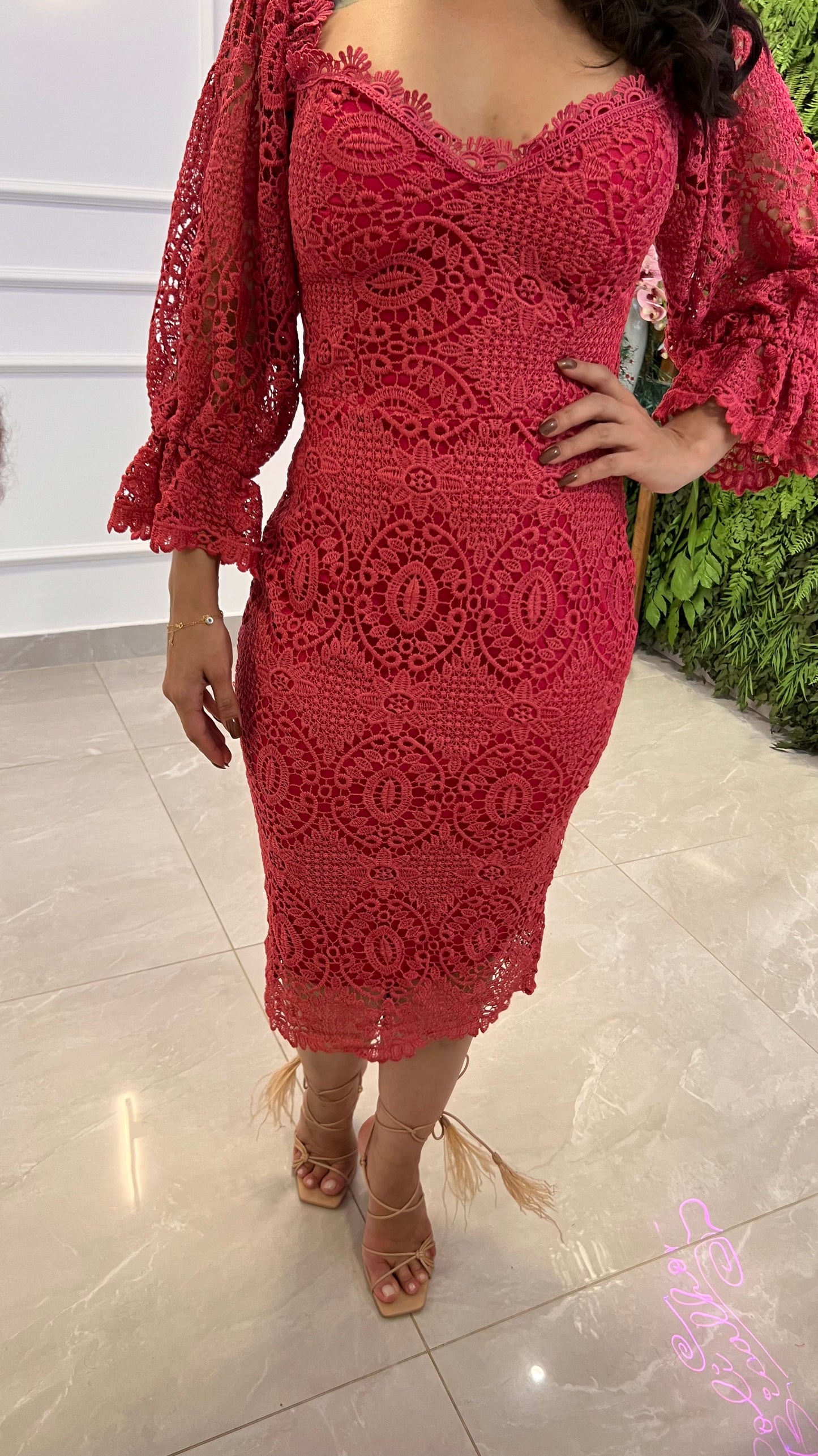 Vestido Midi Manga Guipir - Magenta