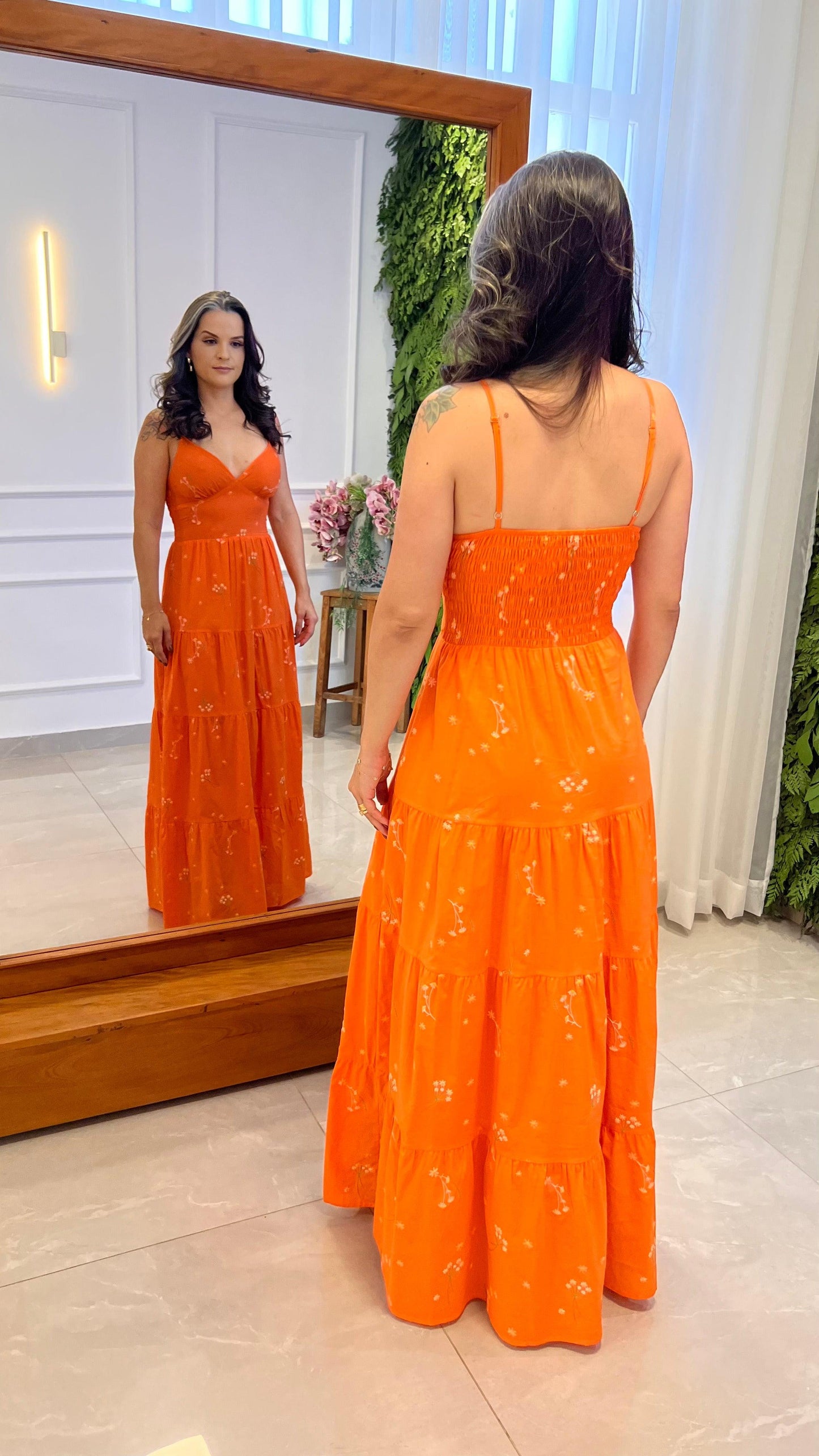Vestido Longo Bordado Florzinhas - Laranja