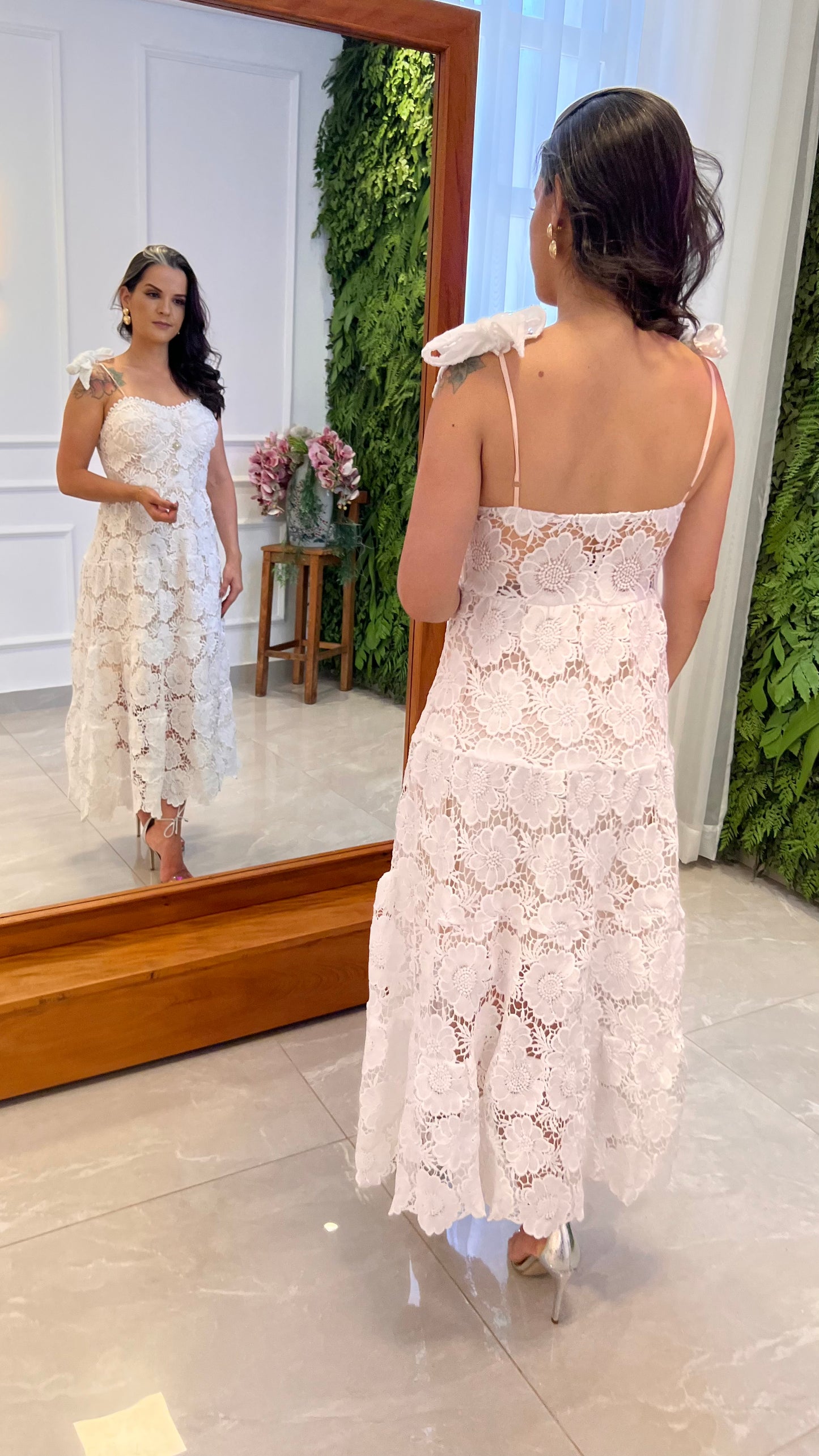 Vestido Midi Alça Amarração Guipir- Branco/ Off