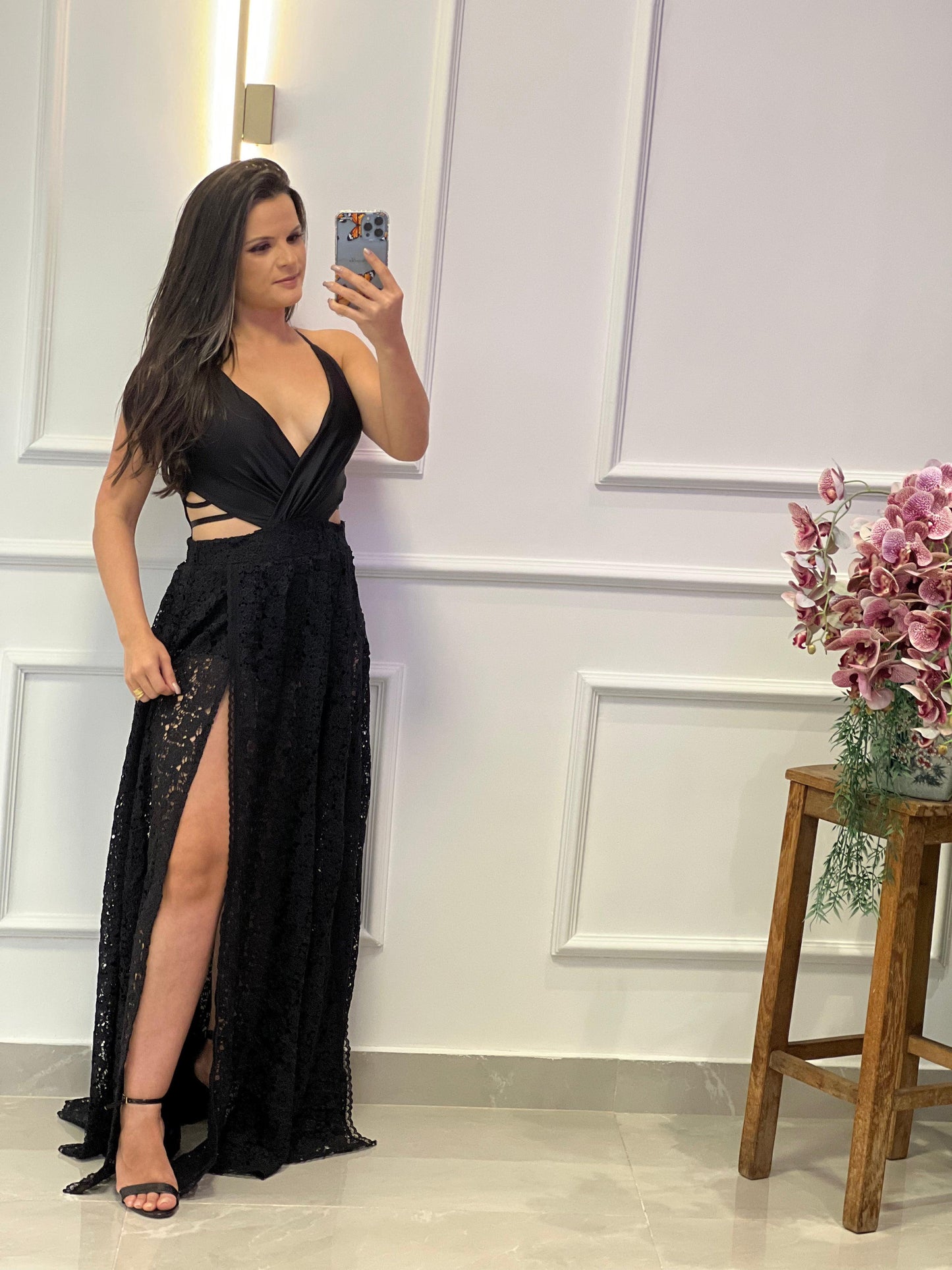 Vestido Largo Escote Hot Pants - Negro