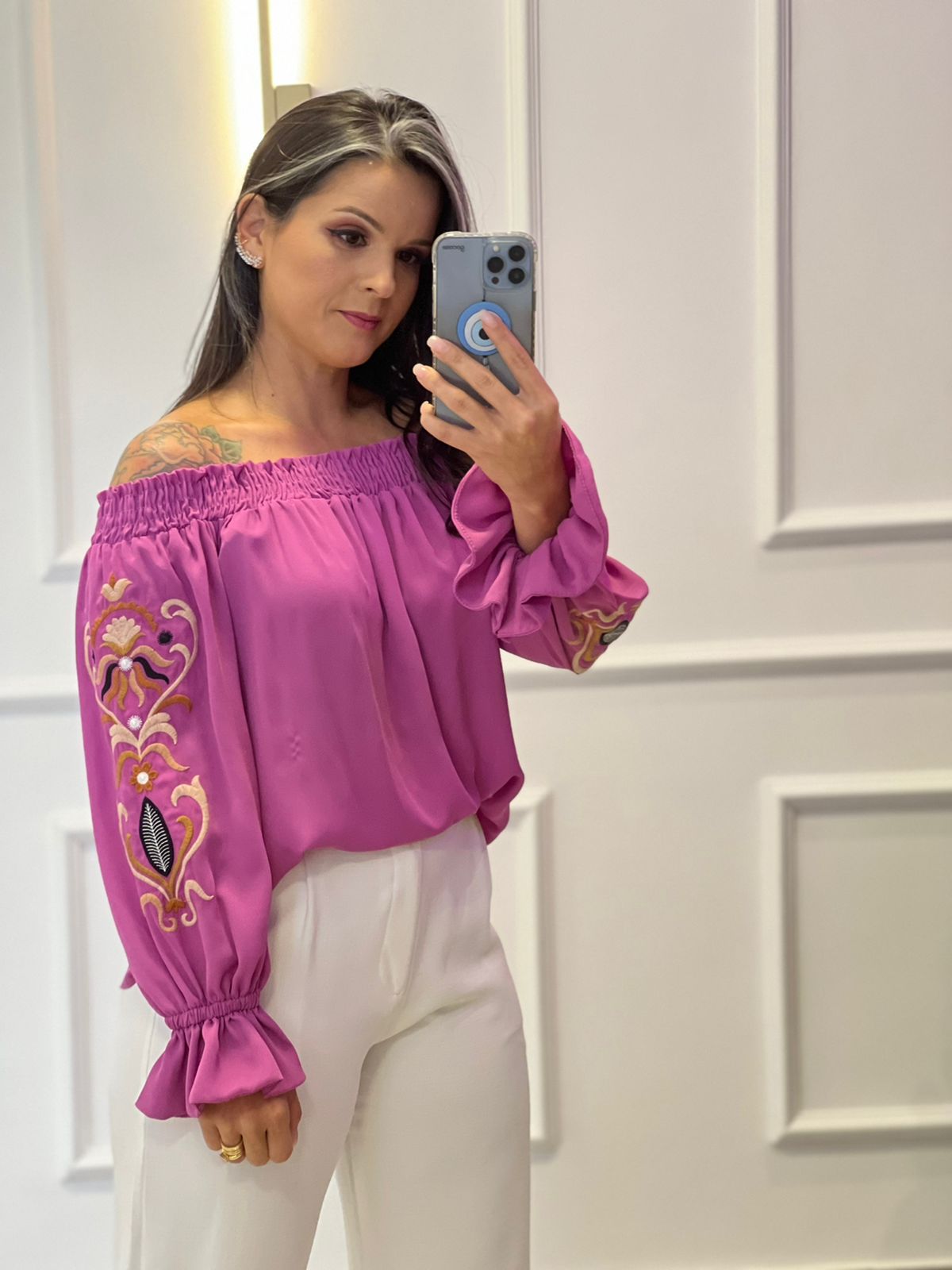 Blusa Hombro a Hombro Bordado - Fucsia
