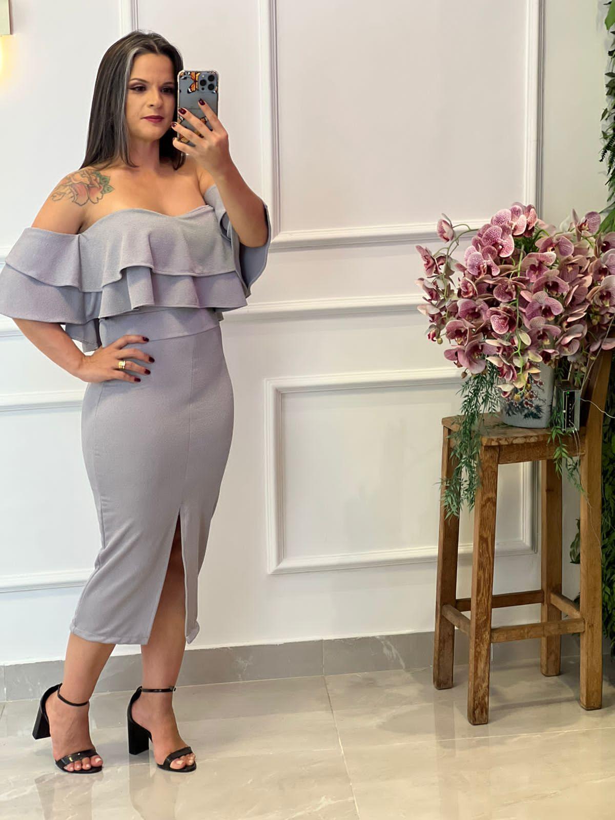Vestido midi con volantes y hombros descubiertos - Plateado