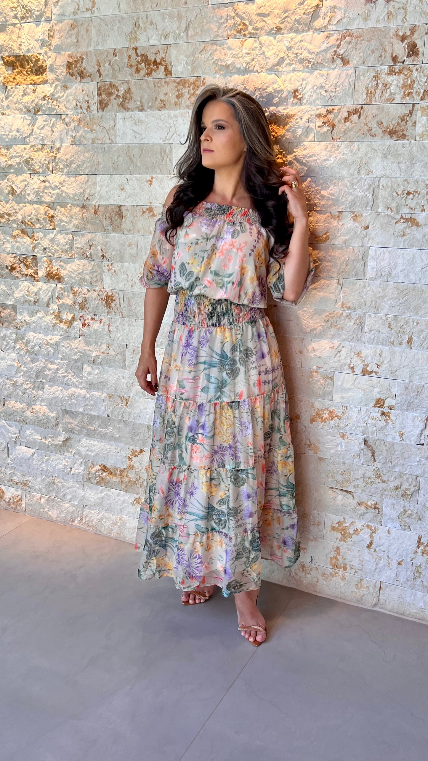 Conjunto saia cropped ombro folhagem 

ref : 6024