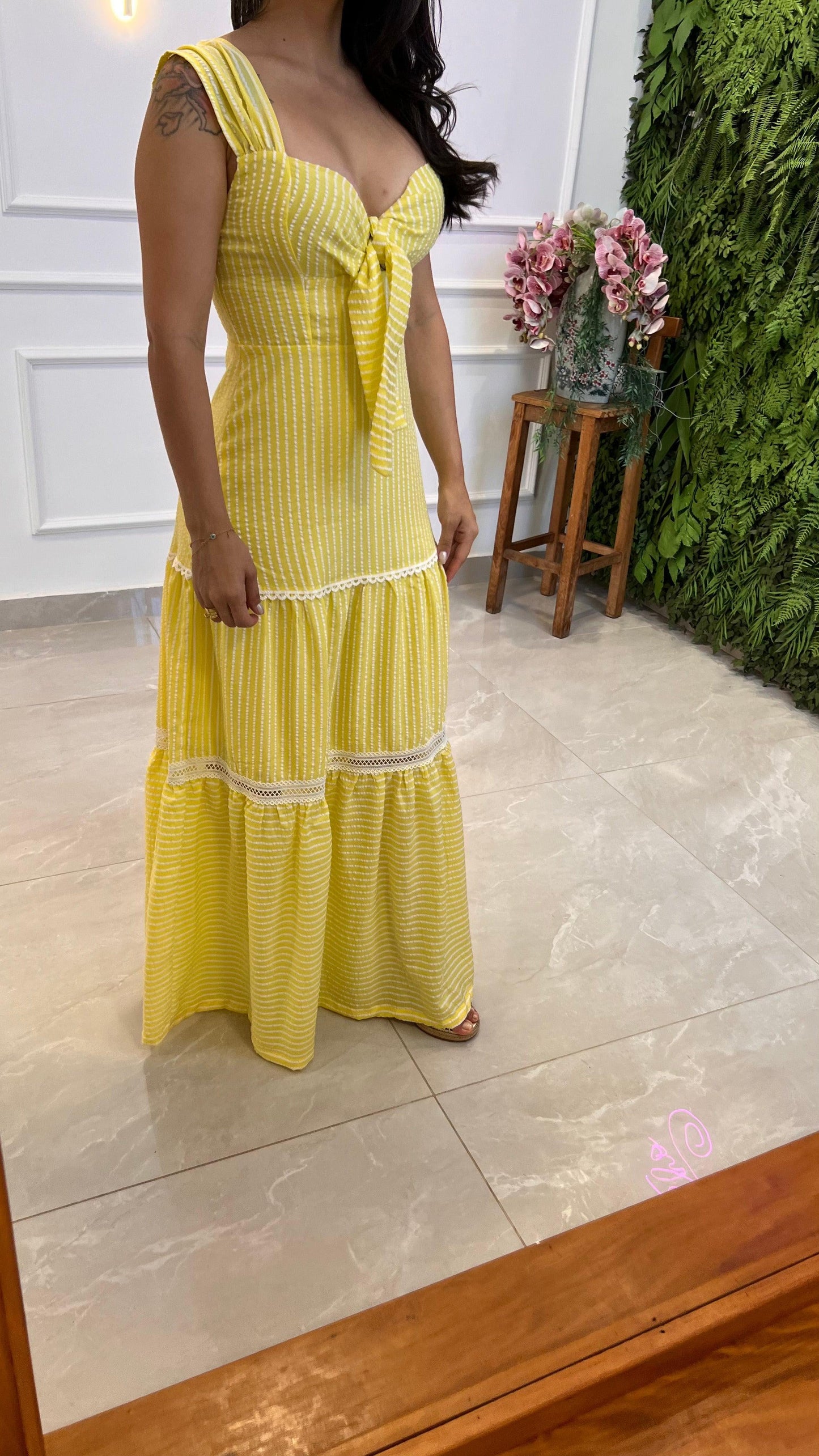 Vestido Longo Amarração Busto Nio- Listras Amarelo 4999